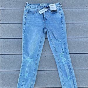 Mudd FLX Stretch Midrise Vintage Skinny Jeans